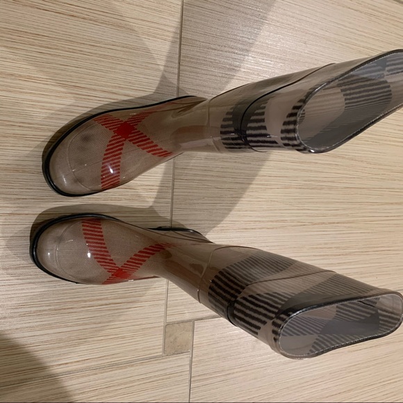 Burberry Rain Boots - Picture 3 of 7
